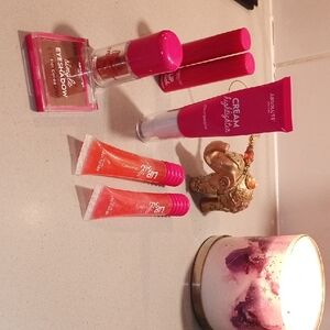 Pink and Orange Makeup Set